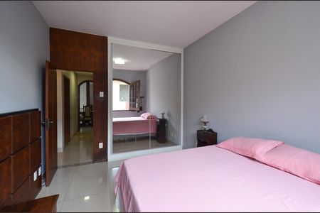Casa à venda com 1500m², 5 quartos e 5 vagas
