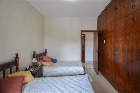 Casa à venda com 1500m², 5 quartos e 5 vagas