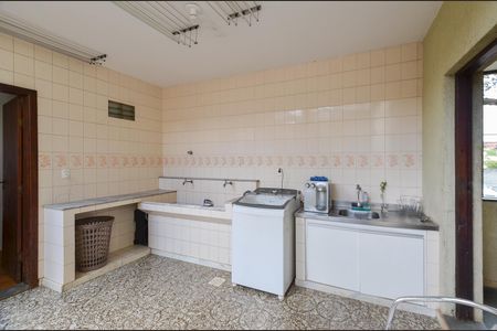 Casa à venda com 1500m², 5 quartos e 5 vagas