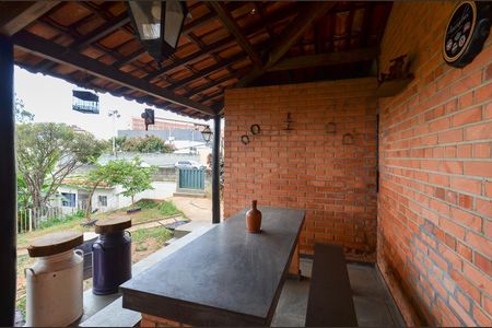 Casa à venda com 1500m², 5 quartos e 5 vagas