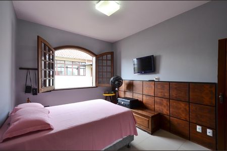 Casa à venda com 1500m², 5 quartos e 5 vagas
