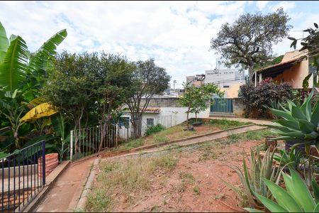 Casa à venda com 1500m², 5 quartos e 5 vagas