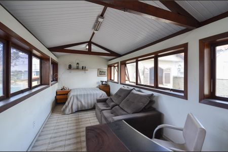 Casa à venda com 1500m², 5 quartos e 5 vagas