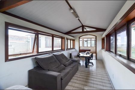 Casa à venda com 1500m², 5 quartos e 5 vagas