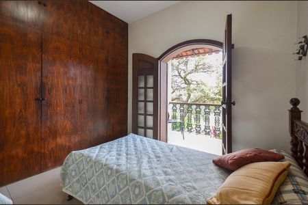 Casa à venda com 1500m², 5 quartos e 5 vagas