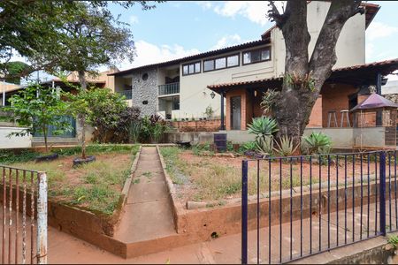 Casa à venda com 1500m², 5 quartos e 5 vagas