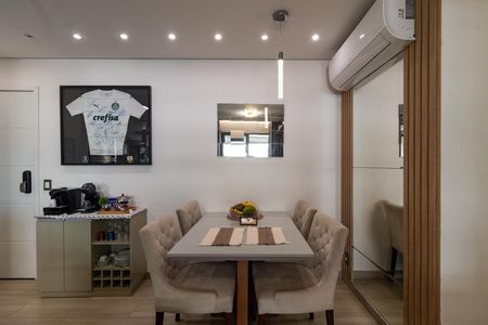 Apartamento à venda com 67m², 2 quartos e 2 vagas Apartamento à venda com 67m², 2 quartos e 2 vagasSala de Jantar