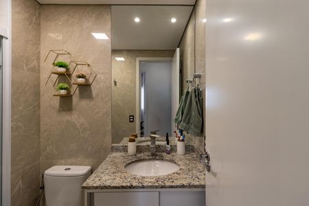 Apartamento à venda com 67m², 2 quartos e 2 vagas Apartamento à venda com 67m², 2 quartos e 2 vagasBanheiro