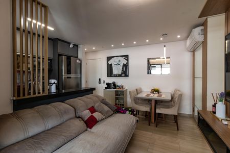 Apartamento à venda com 67m², 2 quartos e 2 vagas Apartamento à venda com 67m², 2 quartos e 2 vagasSala