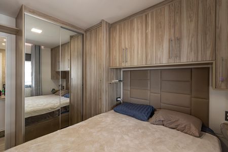 Apartamento à venda com 67m², 2 quartos e 2 vagas Apartamento à venda com 67m², 2 quartos e 2 vagasSuíte