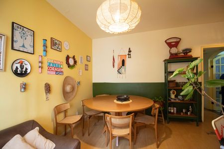 Apartamento para alugar com 100m², 3 quartos e 2 vagas Apartamento para alugar com 100m², 3 quartos e 2 vagasSala