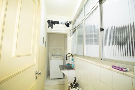 Apartamento para alugar com 100m², 3 quartos e 2 vagas Apartamento para alugar com 100m², 3 quartos e 2 vagasÁrea de Serviço
