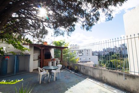 Apartamento para alugar com 100m², 3 quartos e 2 vagas Apartamento para alugar com 100m², 3 quartos e 2 vagasÁrea comum - Churrasqueira