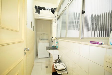 Apartamento para alugar com 100m², 3 quartos e 2 vagas Apartamento para alugar com 100m², 3 quartos e 2 vagasÁrea de Serviço