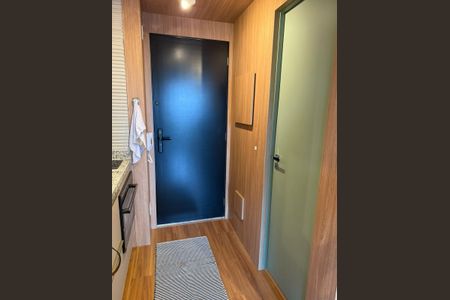 Banheiro de apartamento para alugar com 1 quarto, 24m² em Vila Cordeiro, São Paulo