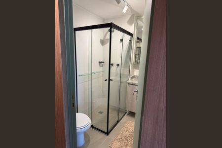 Banheiro de apartamento para alugar com 1 quarto, 24m² em Vila Cordeiro, São Paulo