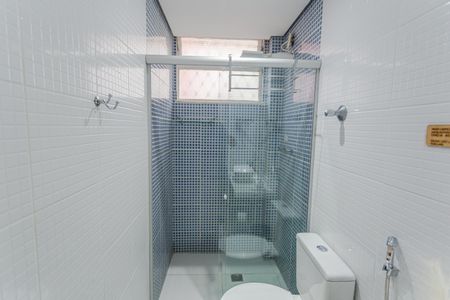 Apartamento à venda com 121m², 3 quartos e 1 vaga Apartamento à venda com 121m², 3 quartos e 1 vagaBanheiro da Suíte
