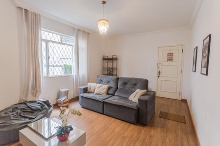 Apartamento à venda com 121m², 3 quartos e 1 vaga Apartamento à venda com 121m², 3 quartos e 1 vagaSala