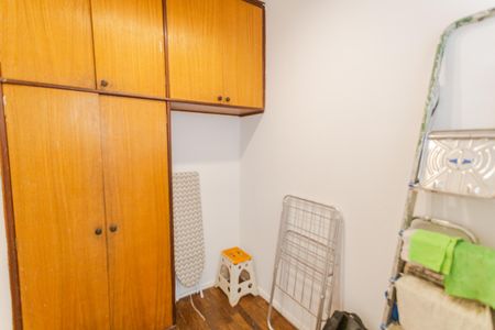 Apartamento à venda com 121m², 3 quartos e 1 vaga Apartamento à venda com 121m², 3 quartos e 1 vagaQuarto de Serviço
