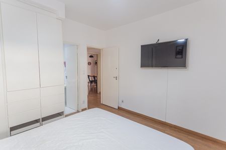 Apartamento à venda com 121m², 3 quartos e 1 vaga Apartamento à venda com 121m², 3 quartos e 1 vagaSuíte