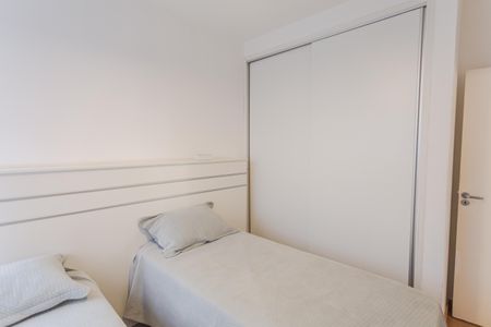 Apartamento à venda com 121m², 3 quartos e 1 vaga Apartamento à venda com 121m², 3 quartos e 1 vagaQuarto 2