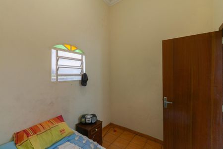 Casa à venda com 90m², 3 quartos e sem vaga