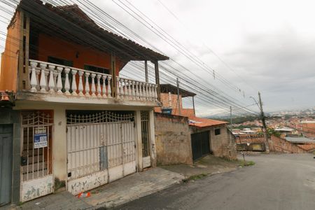 Casa à venda com 90m², 3 quartos e sem vaga