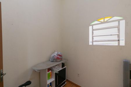 Casa à venda com 90m², 3 quartos e sem vaga