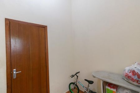 Casa à venda com 90m², 3 quartos e sem vaga