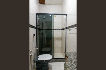 Apartamento à venda com 55m², 2 quartos e 1 vaga Apartamento à venda com 55m², 2 quartos e 1 vagaBanheiro