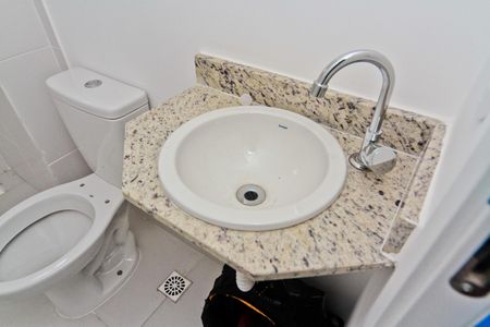 Apartamento à venda com 39m², 2 quartos e sem vaga Apartamento à venda com 39m², 2 quartos e sem vagaBanheiro