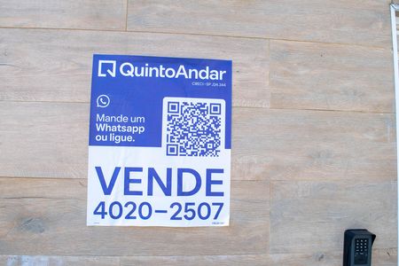 Apartamento à venda com 40m², 2 quartos e sem vaga Apartamento à venda com 40m², 2 quartos e sem vagaPlaquinha HBJM-597 instalada em 12-05-2026