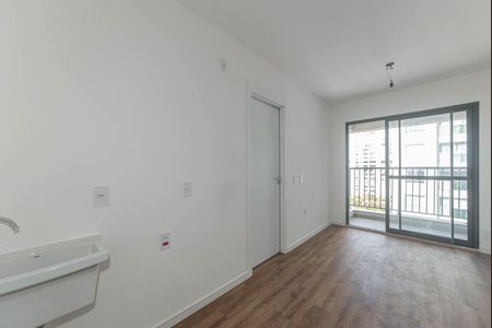 Sala - Cozinha Integrada de kitnet/studio à venda com 1 quarto, 30m² em Vila Cordeiro, São Paulo