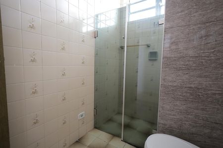 Casa para alugar com 100m², 2 quartos e sem vaga Casa para alugar com 100m², 2 quartos e sem vagaBanheiro