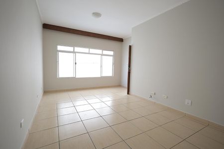 Casa para alugar com 100m², 2 quartos e sem vaga Casa para alugar com 100m², 2 quartos e sem vagaSala
