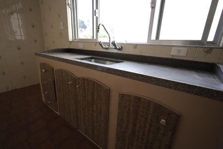 Casa para alugar com 100m², 2 quartos e sem vaga Casa para alugar com 100m², 2 quartos e sem vagaCozinha