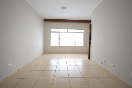 Casa para alugar com 100m², 2 quartos e sem vaga Casa para alugar com 100m², 2 quartos e sem vagaSala