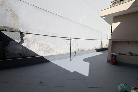 Casa para alugar com 100m², 2 quartos e sem vaga Casa para alugar com 100m², 2 quartos e sem vagaQuintal