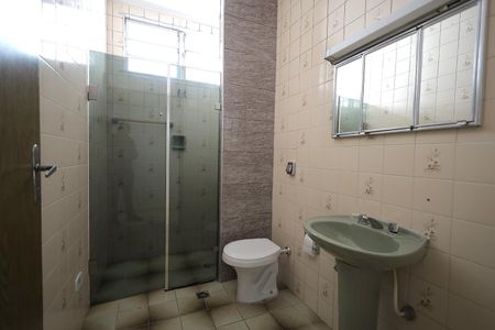 Casa para alugar com 100m², 2 quartos e sem vaga Casa para alugar com 100m², 2 quartos e sem vagaBanheiro