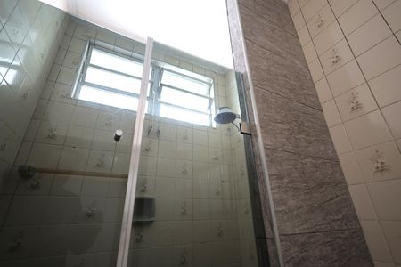 Casa para alugar com 100m², 2 quartos e sem vaga Casa para alugar com 100m², 2 quartos e sem vagaBanheiro
