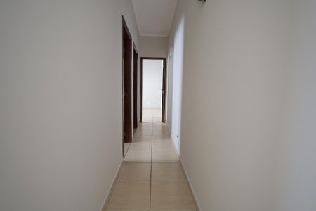Casa para alugar com 100m², 2 quartos e sem vaga Casa para alugar com 100m², 2 quartos e sem vagaCorredor