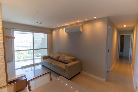 Sala de apartamento para alugar com 2 quartos, 72m² em Santa Rosa, Niterói