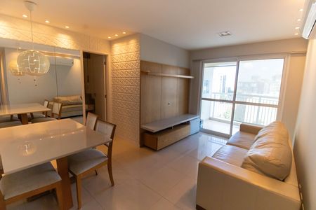 Sala de apartamento para alugar com 2 quartos, 72m² em Santa Rosa, Niterói