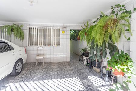 Casa para alugar com 70m², 2 quartos e 1 vaga Casa para alugar com 70m², 2 quartos e 1 vagaGaragem