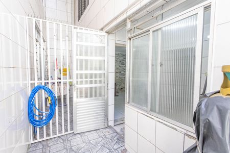 Casa para alugar com 70m², 2 quartos e 1 vaga Casa para alugar com 70m², 2 quartos e 1 vagaEntrada