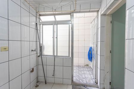 Casa para alugar com 70m², 2 quartos e 1 vaga Casa para alugar com 70m², 2 quartos e 1 vagaÁrea de serviço