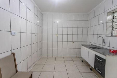 Casa para alugar com 70m², 2 quartos e 1 vaga Casa para alugar com 70m², 2 quartos e 1 vagaCozinha