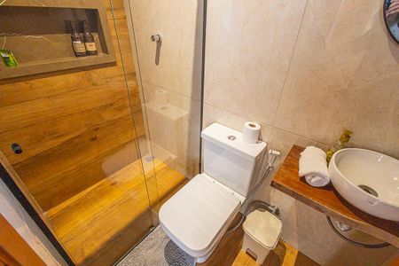 banheiro de casa para alugar com 1 quarto, 35m² em Jardim Guanabara, Belo Horizonte