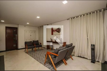 Apartamento à venda com 76m², 2 quartos e 1 vaga Apartamento à venda com 76m², 2 quartos e 1 vagaHall de entrada