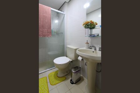 Apartamento à venda com 76m², 2 quartos e 1 vaga Apartamento à venda com 76m², 2 quartos e 1 vagaBanheiro